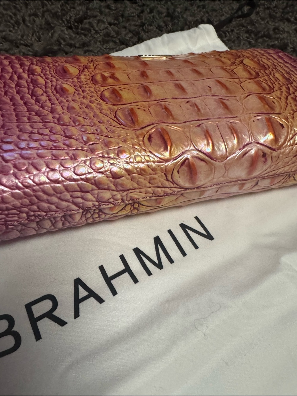Brahmin Daisy Leather Wristlet NWT - Picture 13 of 14